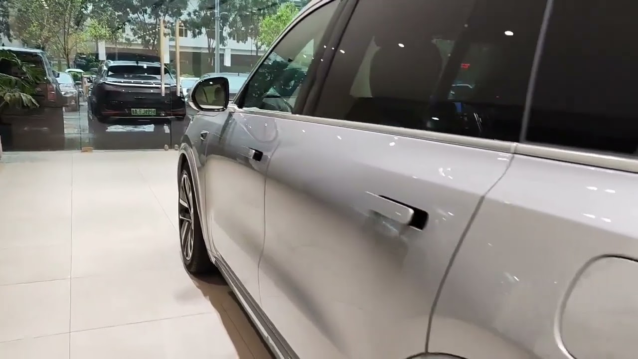 🤩2024 Lixiang L9 Silver Lixiang L9, really lovely!!!#lixiangl9 #carwholesale #carexport #carsupplies