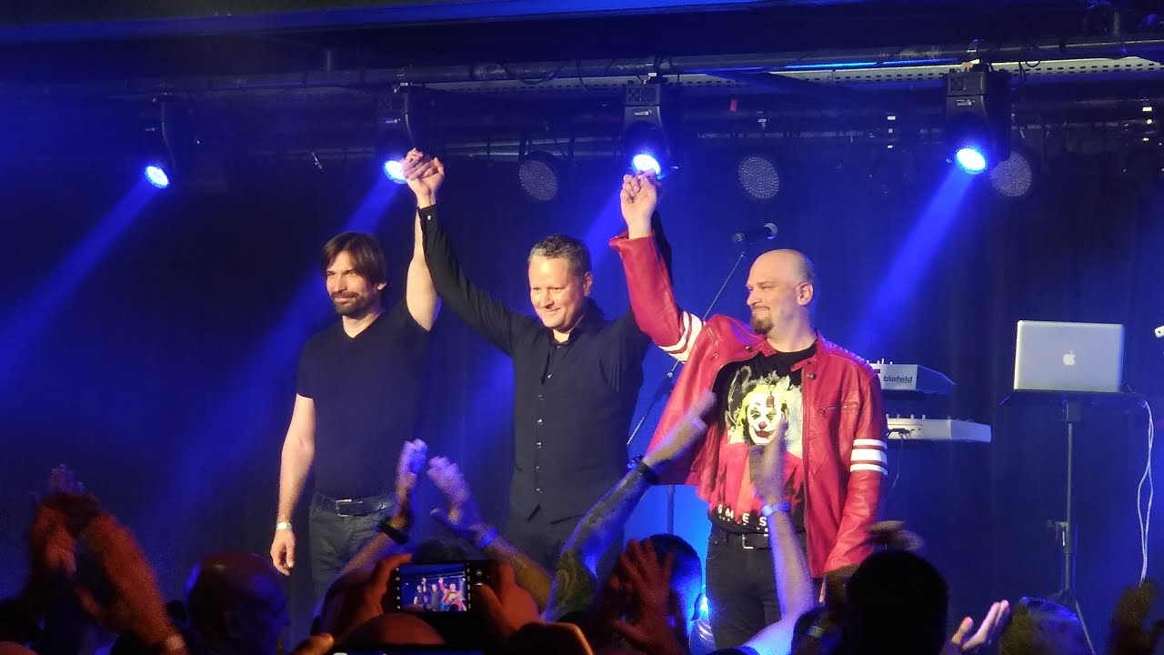 Hauber Zsolt - Újra játssza, Akvárium Klub