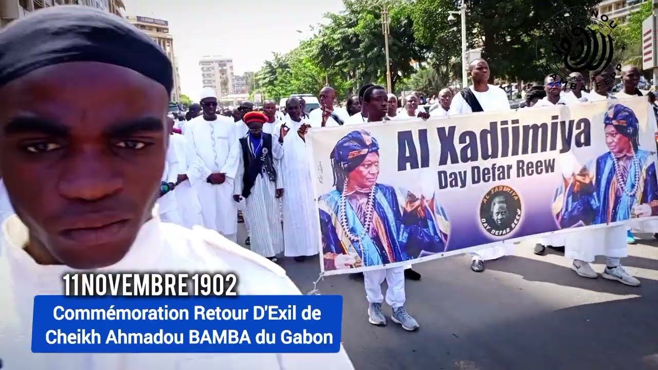 Marche 11 Novembre à la Place de l'indépendance avec le Diwane et le kurel Touba Bountou Port 