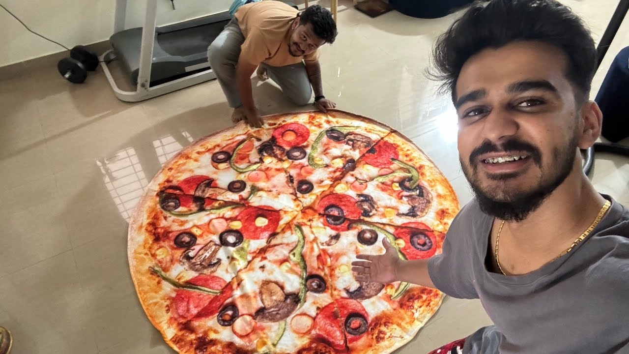 Worlds Biggest Pizza 😳🤯 | Samsameer_insta