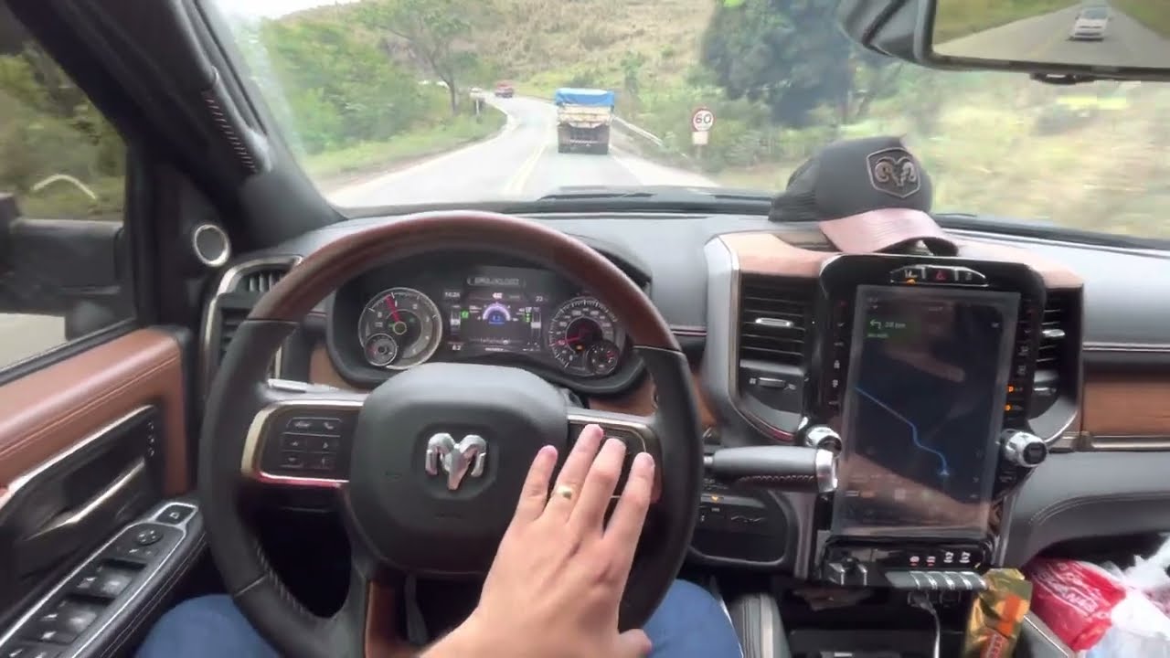 Voltando da Praia Parte 2 - Ram 3500 Long Horn na estrada.