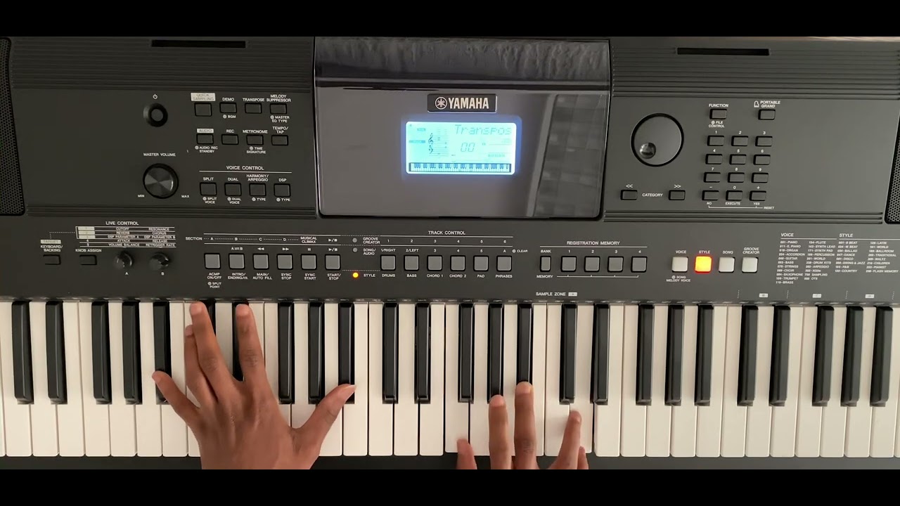 Every beginner should learn the keyboard with this song(hallelujah)and progression!