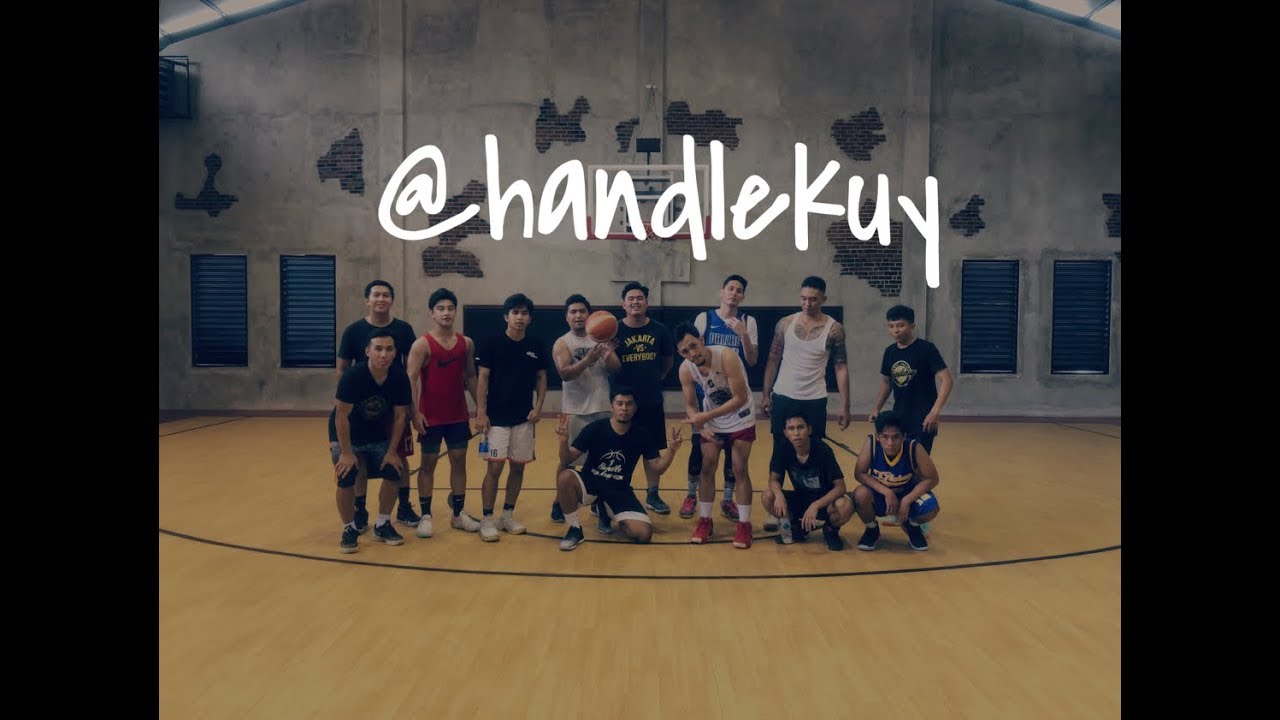 Handlekuy brickhouse class with Uus , Daniel wenas , Ananta Dandy , Michael James