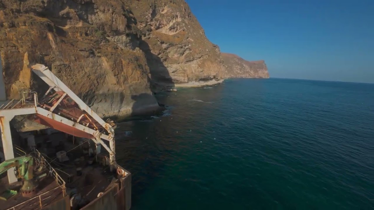 Efthalqout Cliff, Dhofar Salalah Oman - DJI avata 2
