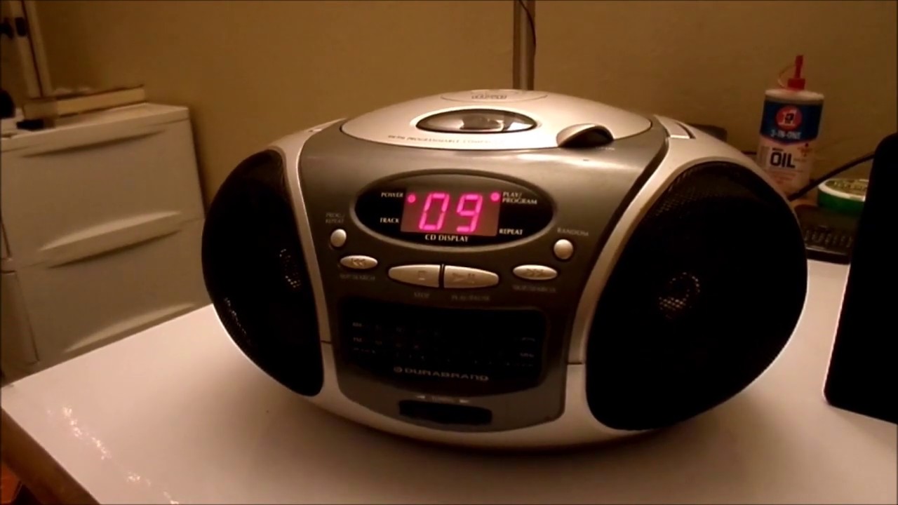 Durabrand CD-109 AM/FM Programmable Compact Disc Player