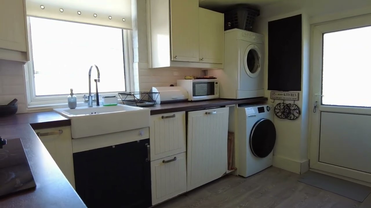 Three Bedroom Semi Detached Chalet in Popular Worthing Location