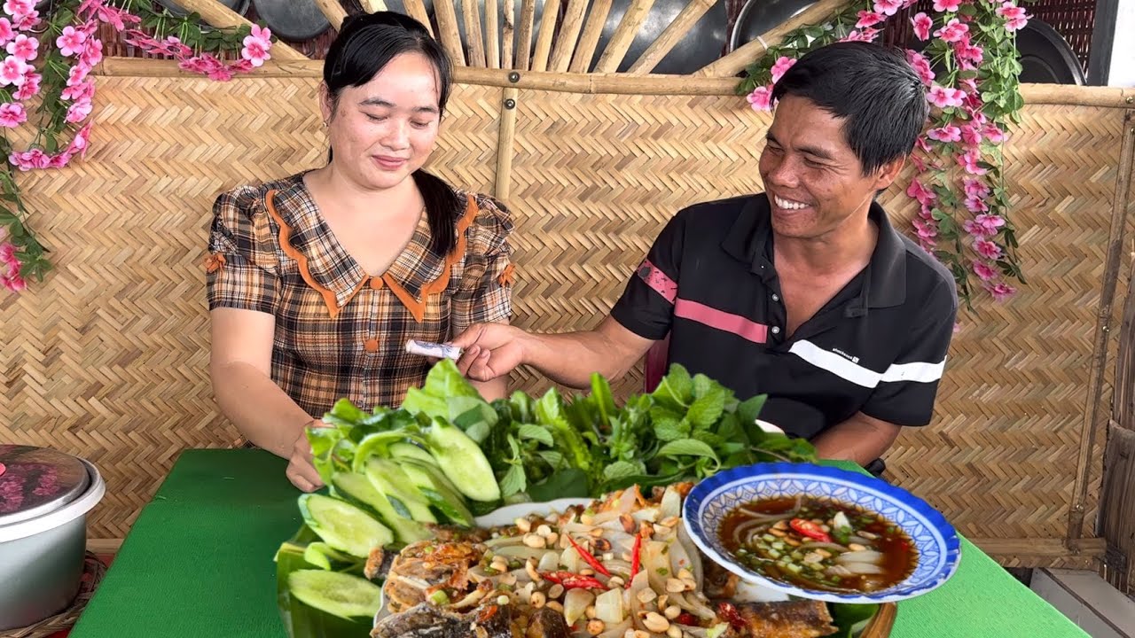 Được Bạn Nguyệt Vân Tặng Số Tiền… Lại Thêm Món Ăn Mới Cá Chiên Giòn Sốt Me Chua Ngọt.