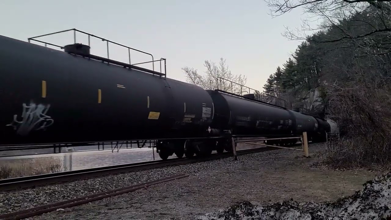 CSXT 4537