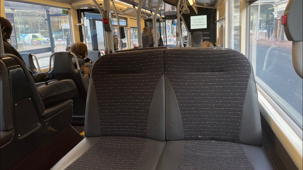 Reading Buses Enviro400City 707 (YP67 XCB) On Route 26 To Calcot IKEA