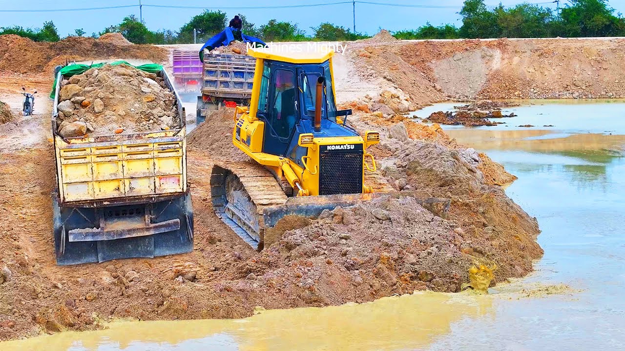 Delete deep pond, Filling Up The Land, Bulldozer KOMATSU D61EX, Dump Truck Unloading