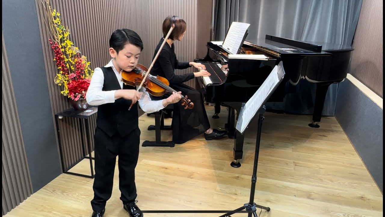 ABRSM Grade 5 Violin Performance Exam (Distinction 133/150) by Jimmy Zhang (6 Years Old)
