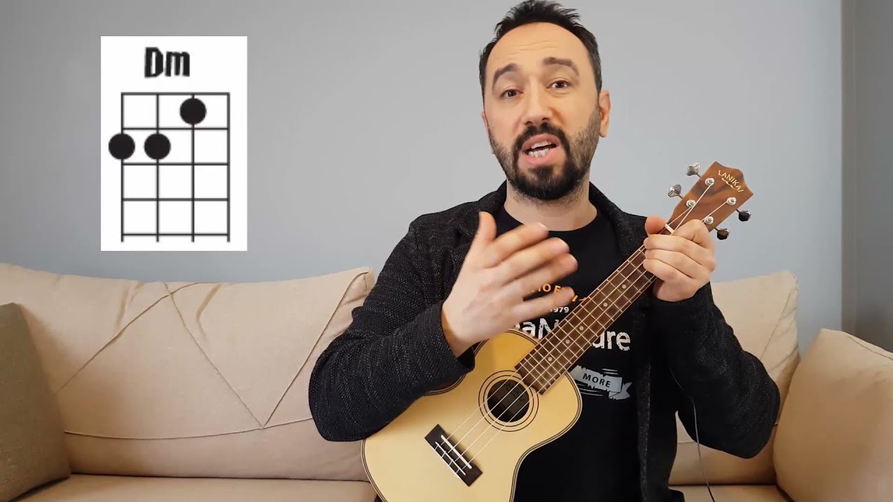 PEMBE MEZARLIK MODEL UKULELE DERSİ VE AKORLARI