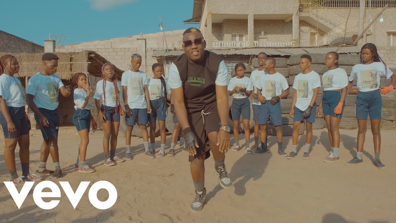 Dj Manha -Tjukutja- (Oficial Video) By AP Films