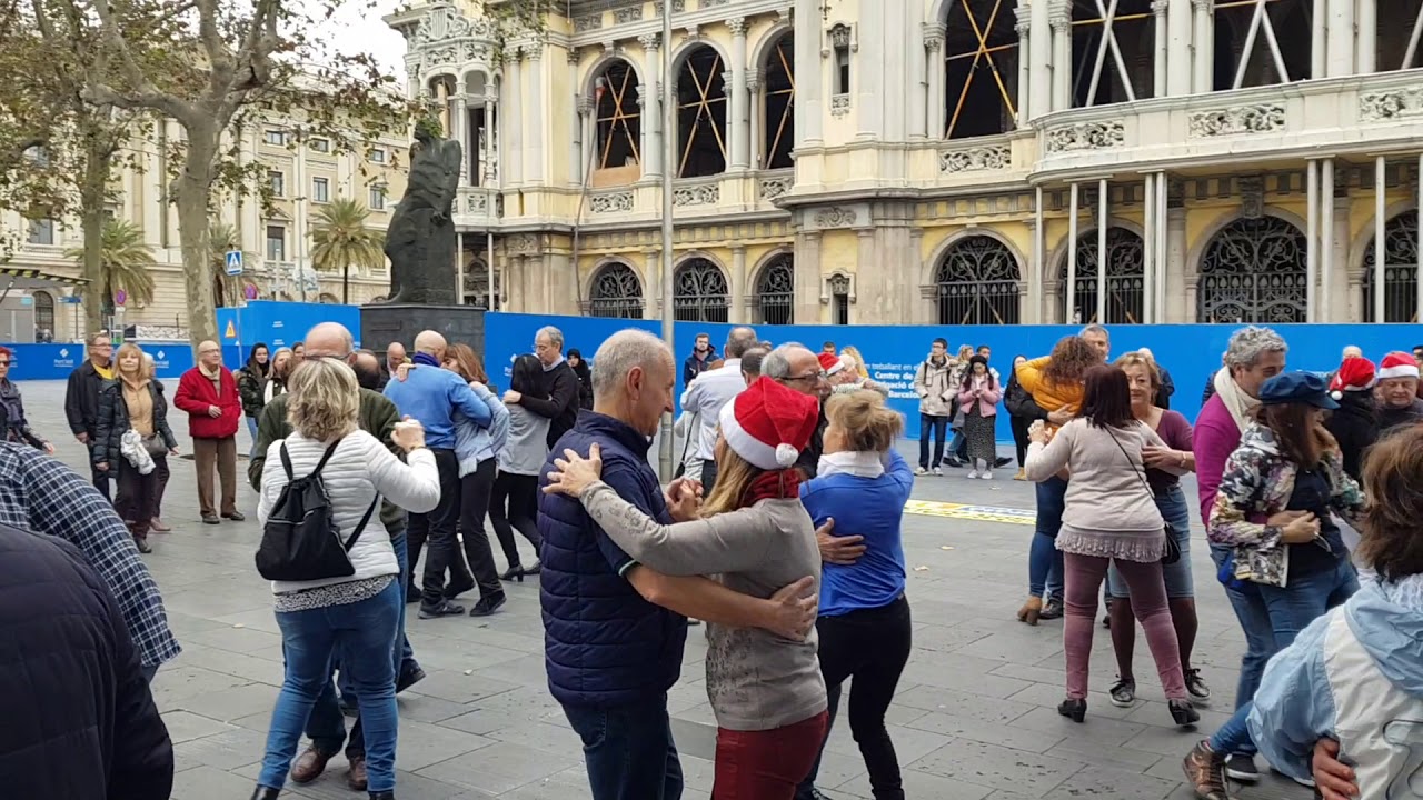 BACHATA(BAILE DE SAL&Oacute;N) EN EL PORT DE BARCELONA PARA LA MARAT&Oacute; DE TV3 2018 (16-12-18)