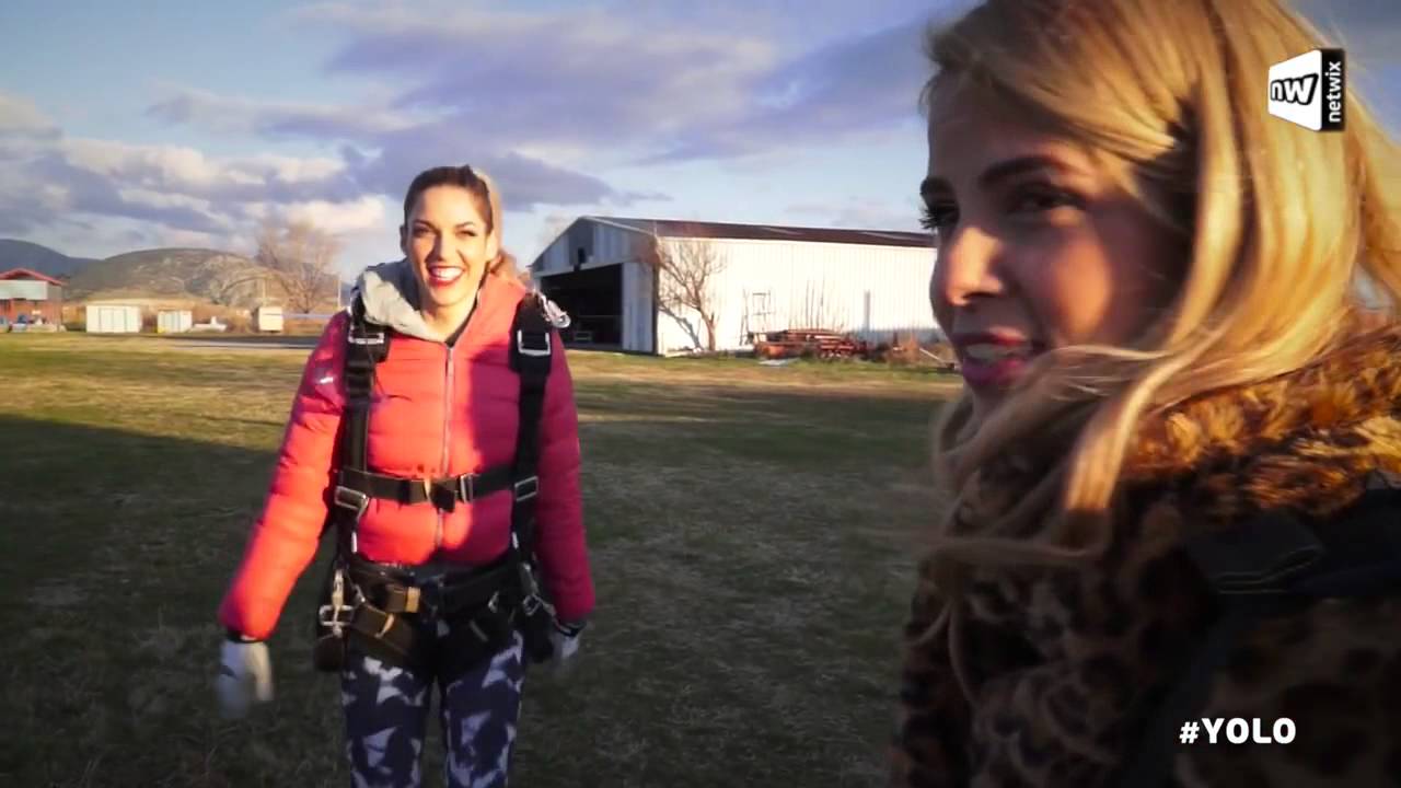 Skydive Athens Yolo με την Τζένη Μελιτά και την Μαντώ Γαστεράτου!!!