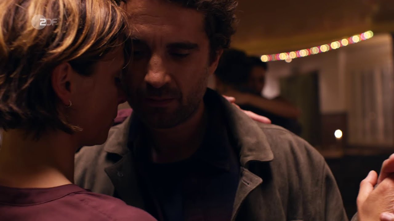 Tango Szene 1 aus der TV-Serie 