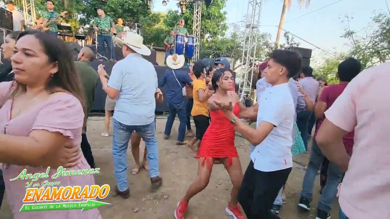 GRUPO ENAMORADO DE ANGEL JIMENEZ CON PURO SAAABOR
