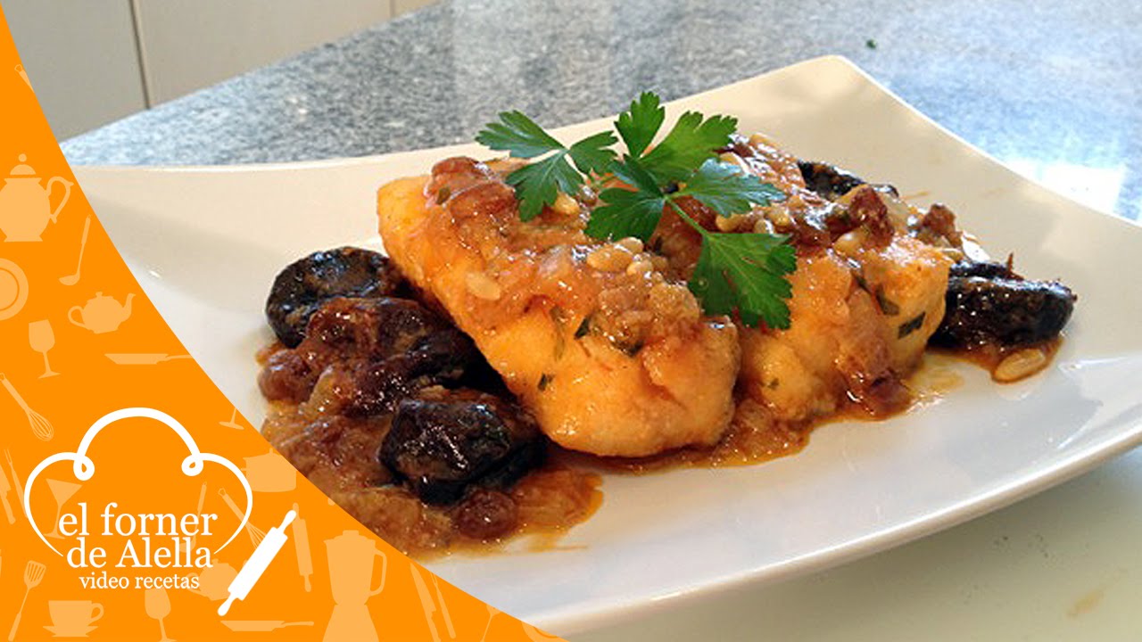 Bacalao con ciruelas, pasas y piñones