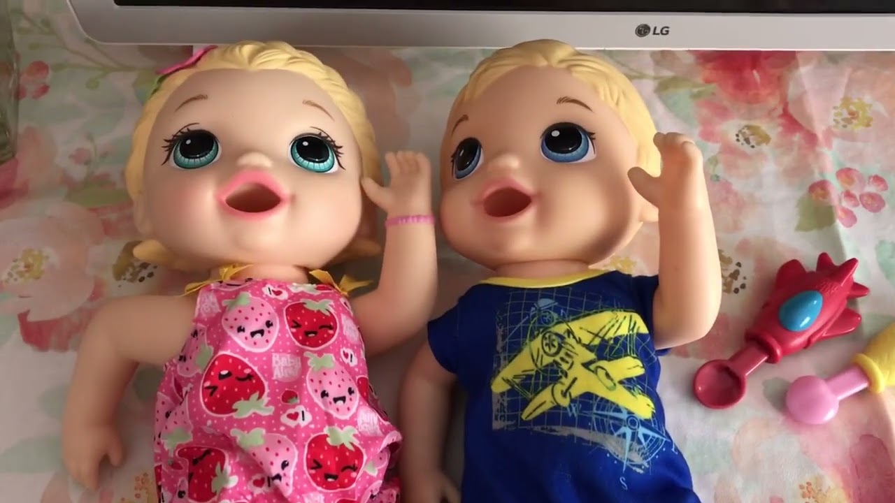 Baby Alive Super Snacks Snackin Twins Lily Girl Doll and Luke Boy Doll Blonde NEW With Accessories