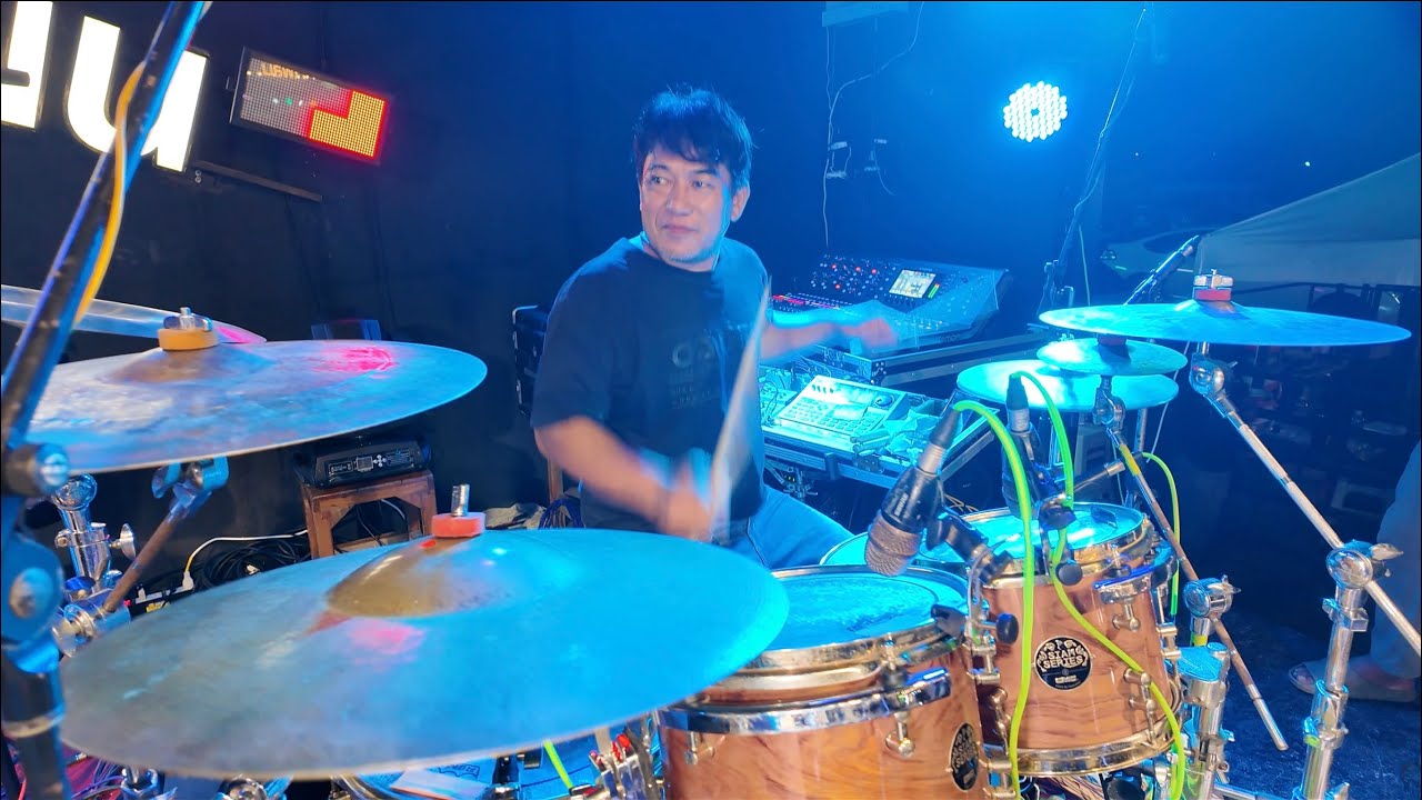 อ.เยอร์ ตีกลอง ไหมไหม ร้อง ในรอบ 15ปี คิดฮอดสาวฟังลำ,เหล้ากลมสุดท้าย,แม่ฮ้าง |ตลาดเพลินวังตาผิน