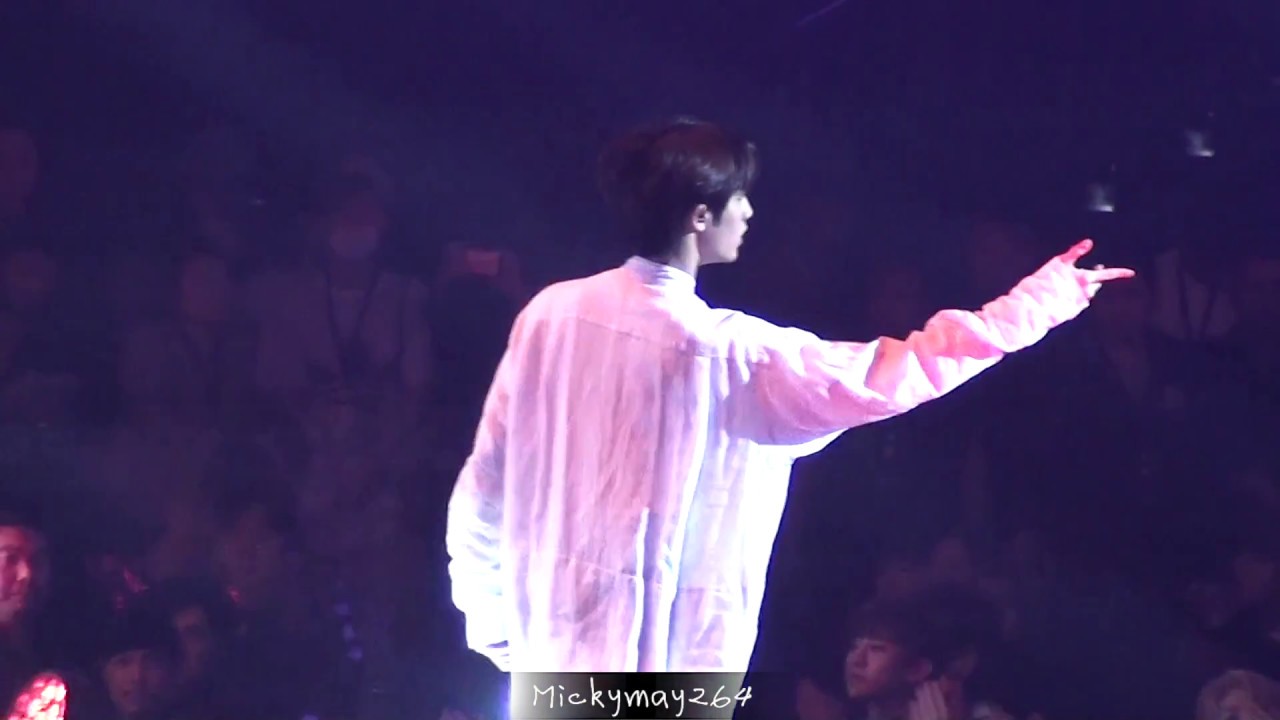 170408 Macau V chart awards solo stage-winwin윈윈