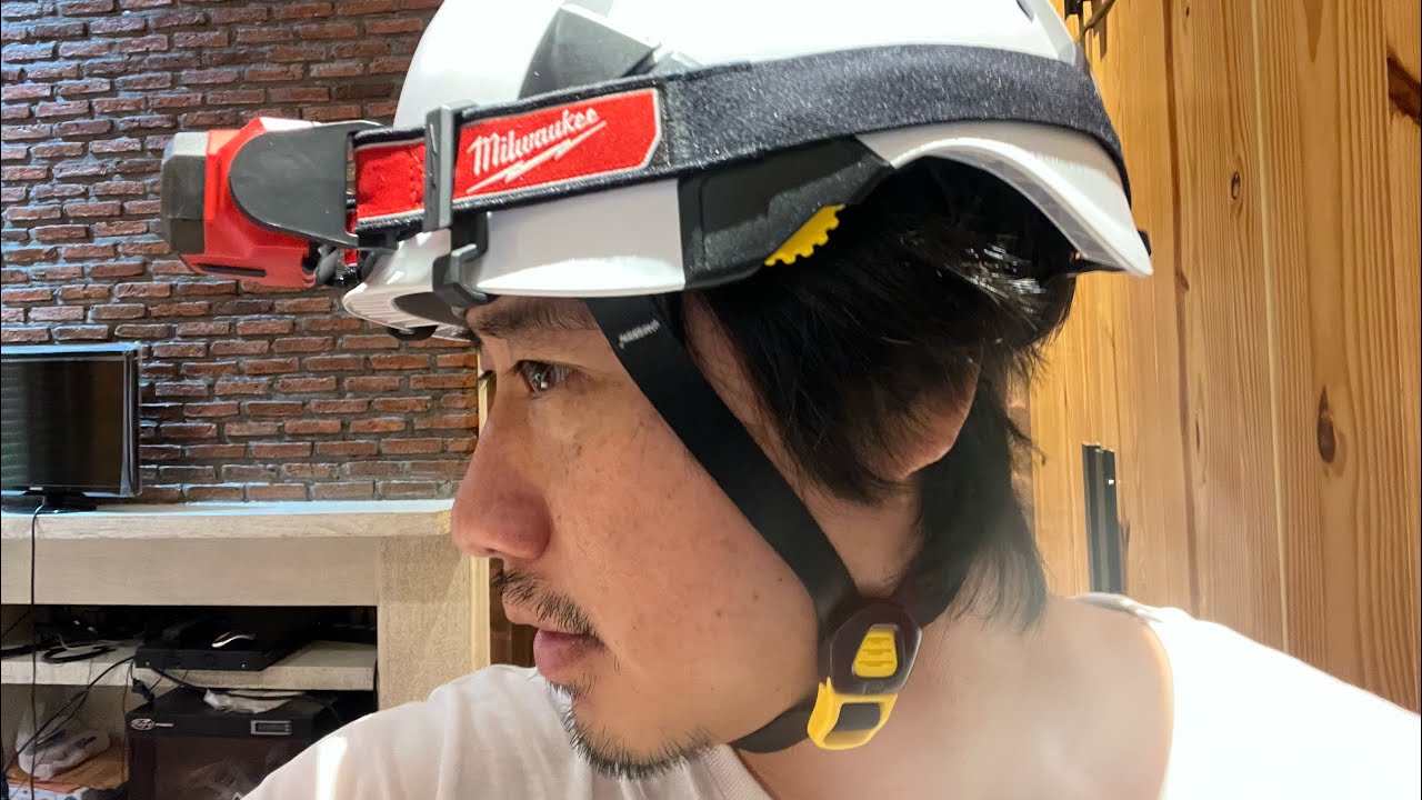 PETZL VERTEX VENT HELMET หมวกนิรภัย สำหรับงานกู้ภัยและซ่อมบำรุงที่สูง เปิดปิดระบายสบายหัว