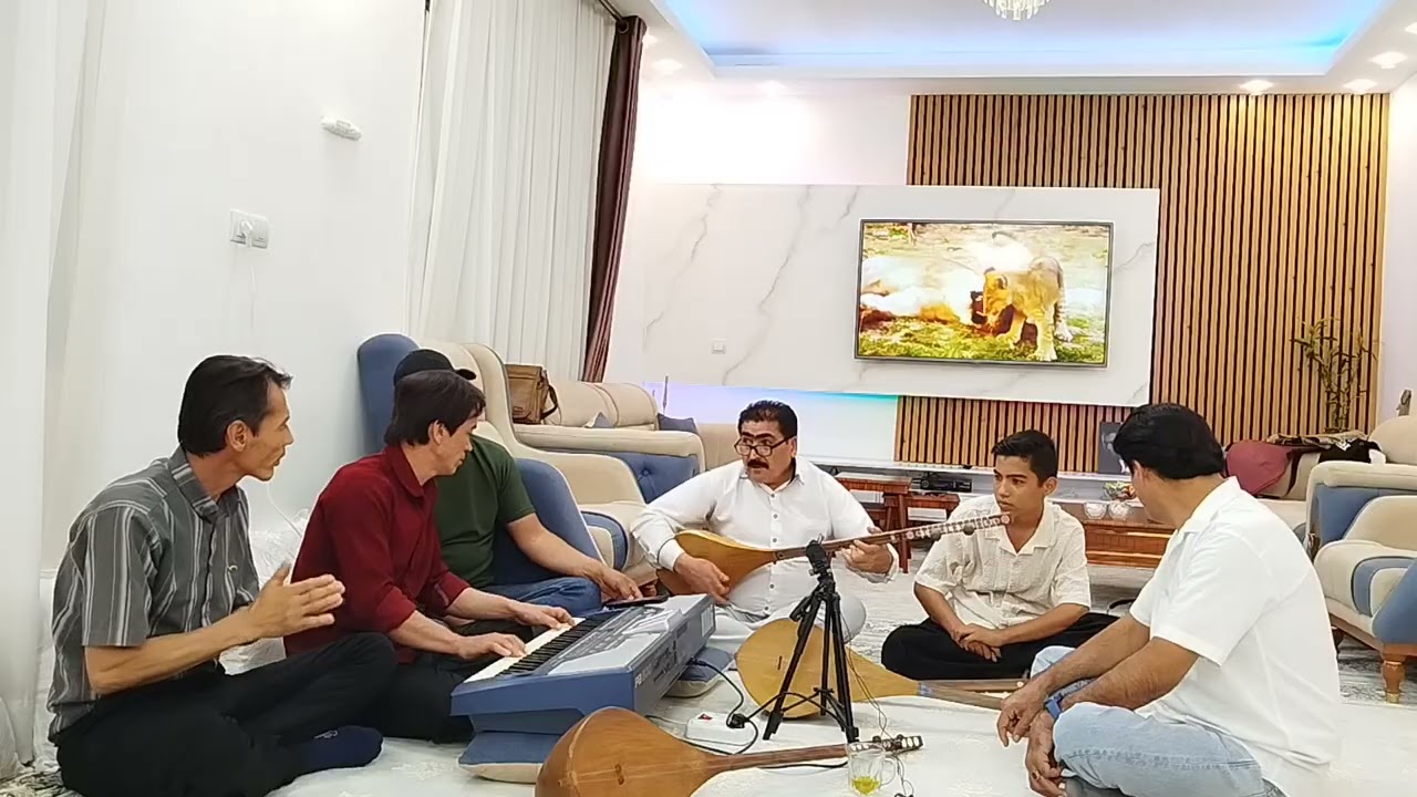 چشمان مست یارم خواننده اصلی مرحوم استاد سرور سرخوش و بازخوانی شده مصیب حسینی و بقیه دوستان عزیز