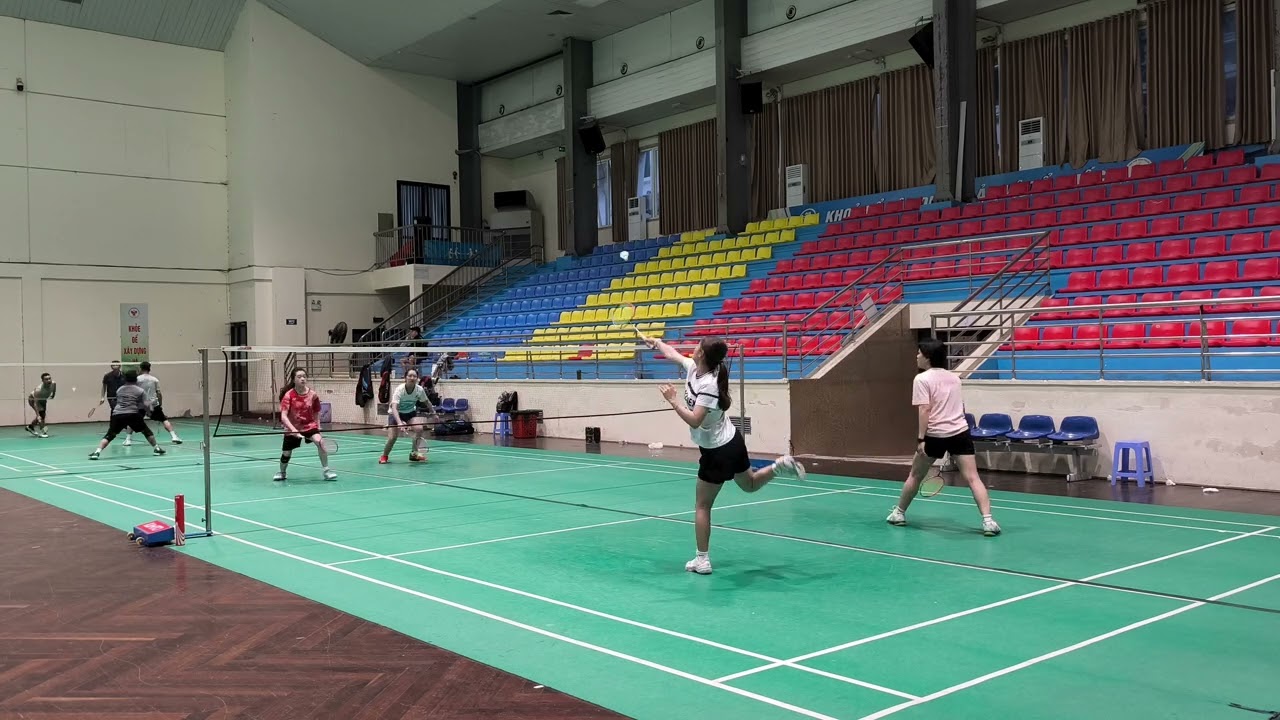 4.3.26 Trang - Vy và Hoà - Hoài