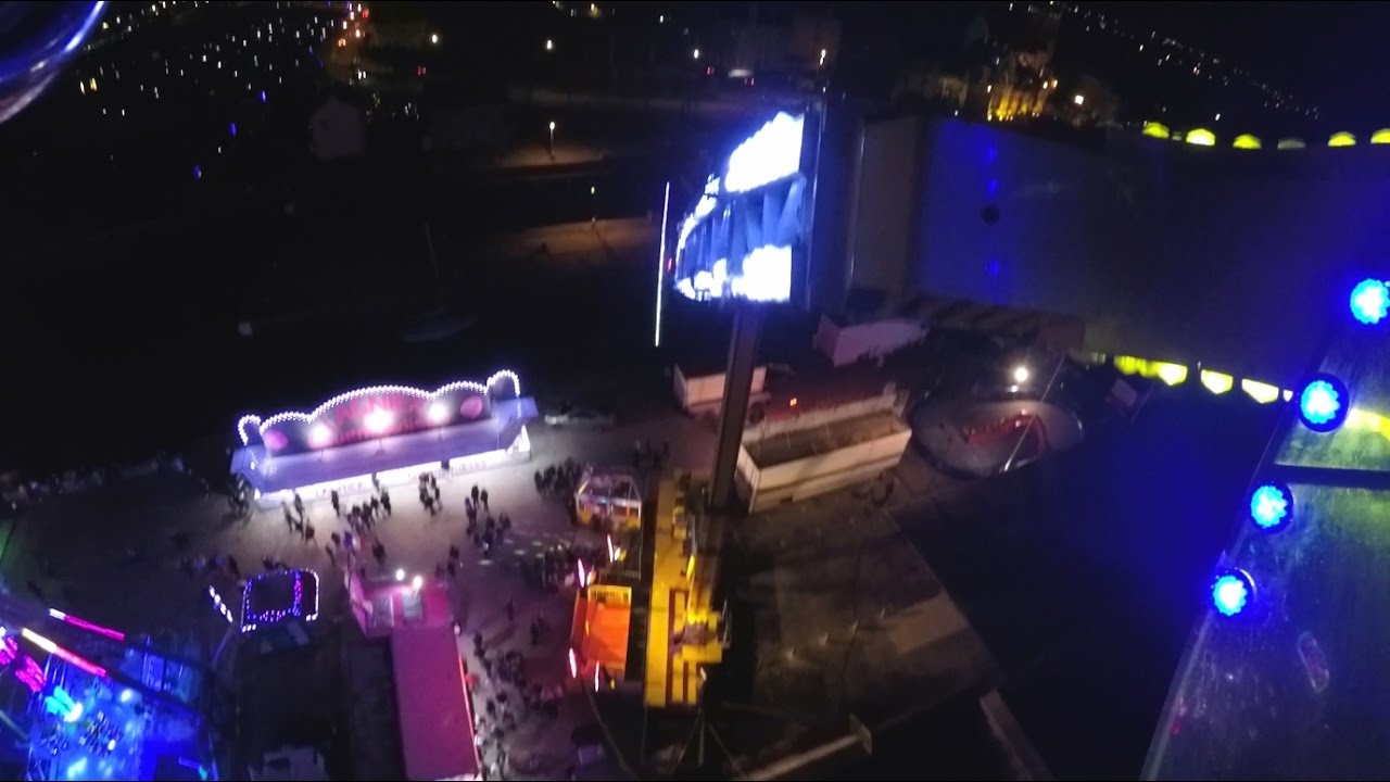 BOOSTER on ride nuit - Fête foraine Cherbourg 2017