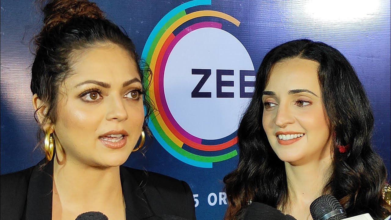 Best Friends Drashti Dhami And Sanaya Irani At The Special Screening Of 