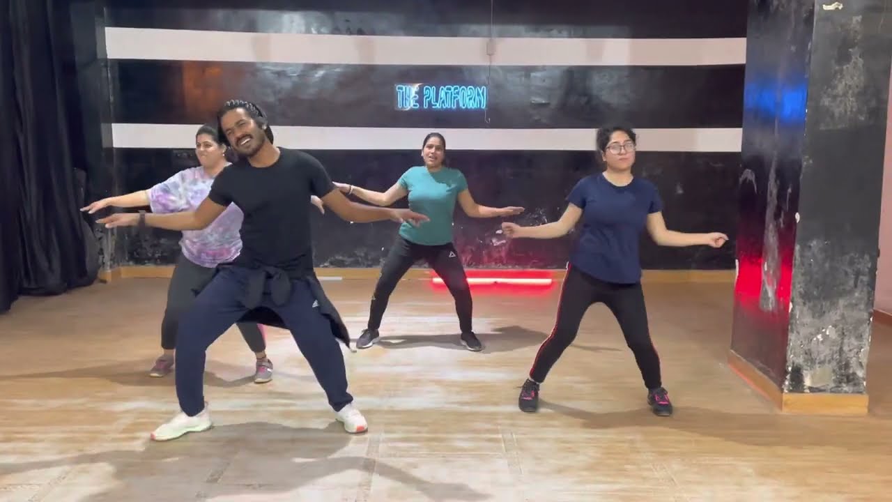 Kiya Baat ay Dance Fitness Video with the platform student