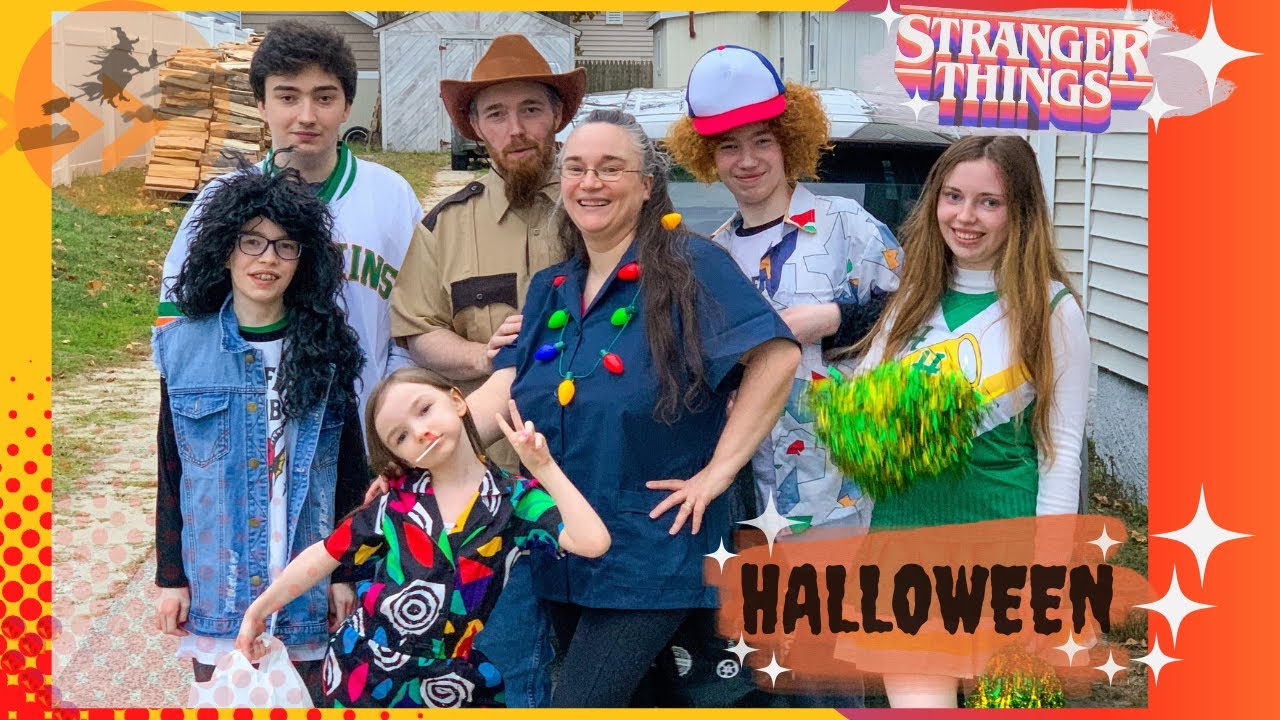 Trick or Treating as the Characters From Stranger Things as a Family Halloween 2022 - weeefamfun