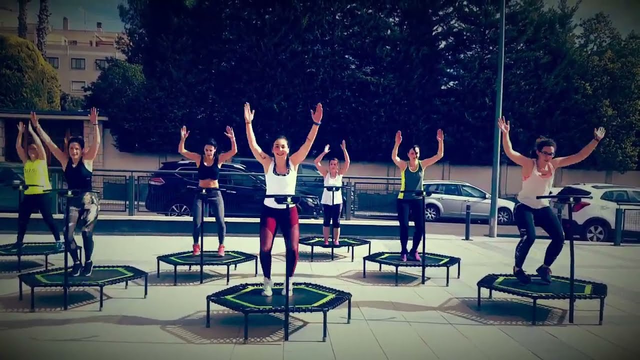 Jumping fitness - (Deorro Bailar) by Entrenatt