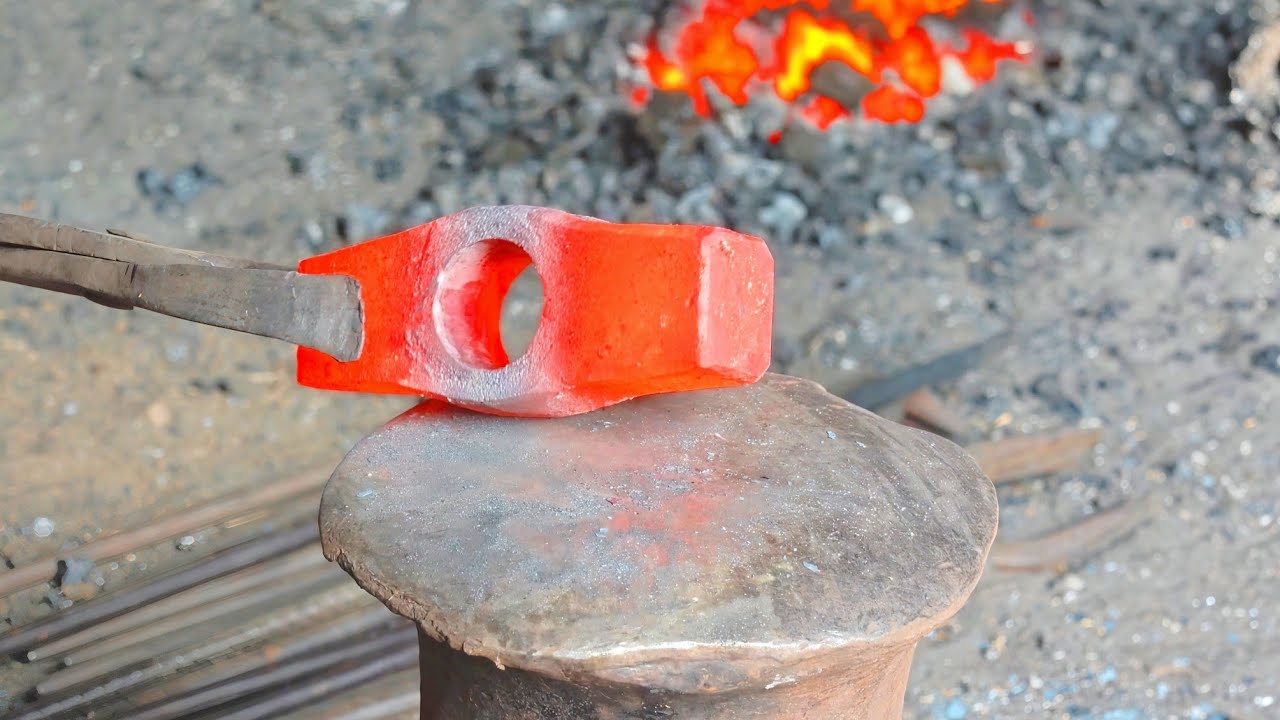 Amazing Process Making a Hammer From Jcb Pin 