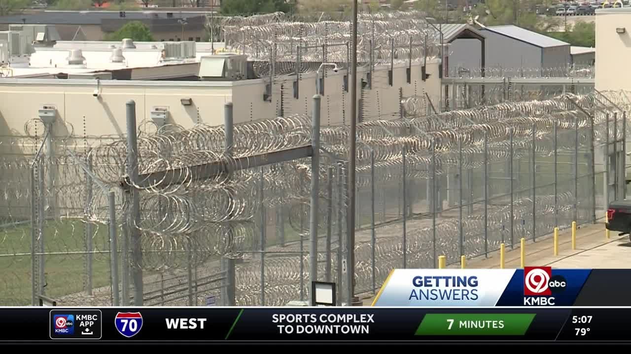 People rally against proposed ICE detention facility in Leavenworth