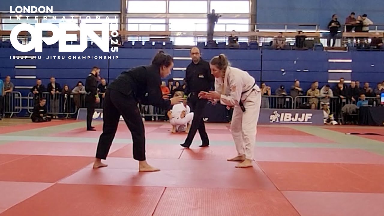Julia Maele vs Rosa Walsh / London Open 2025
