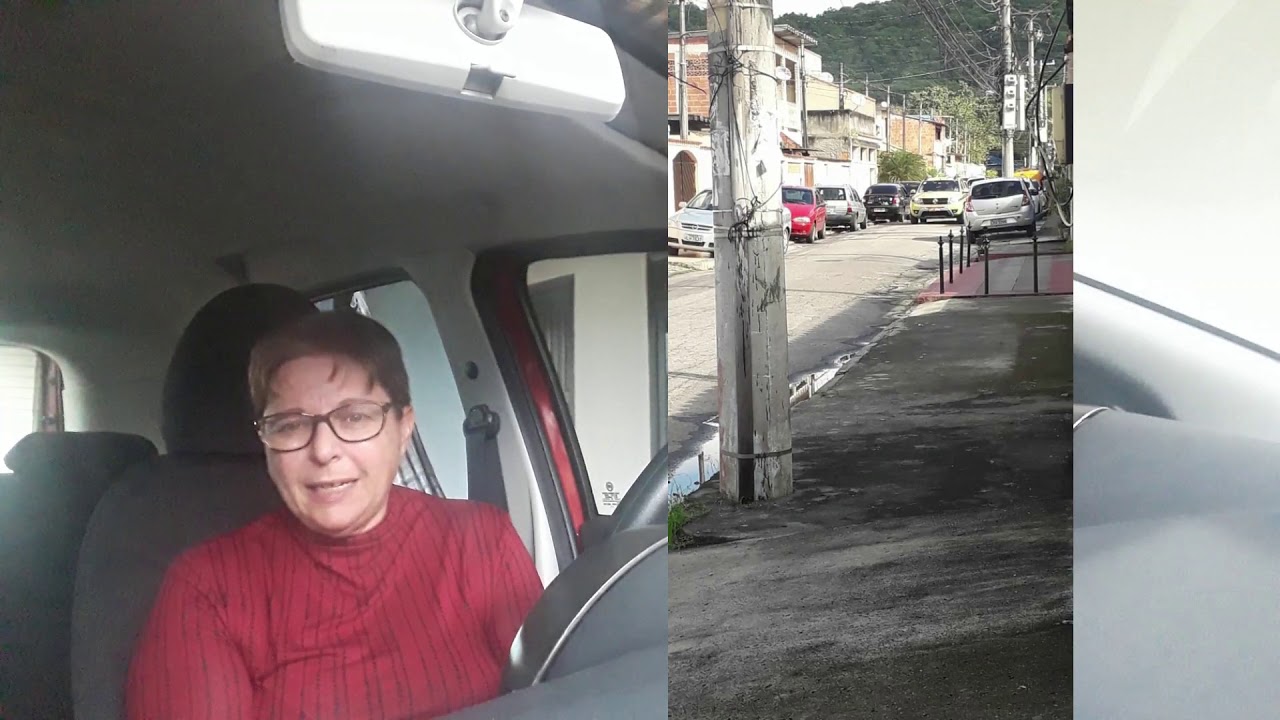 Dirigir em ruas estreitas com carros estacionados sem bater