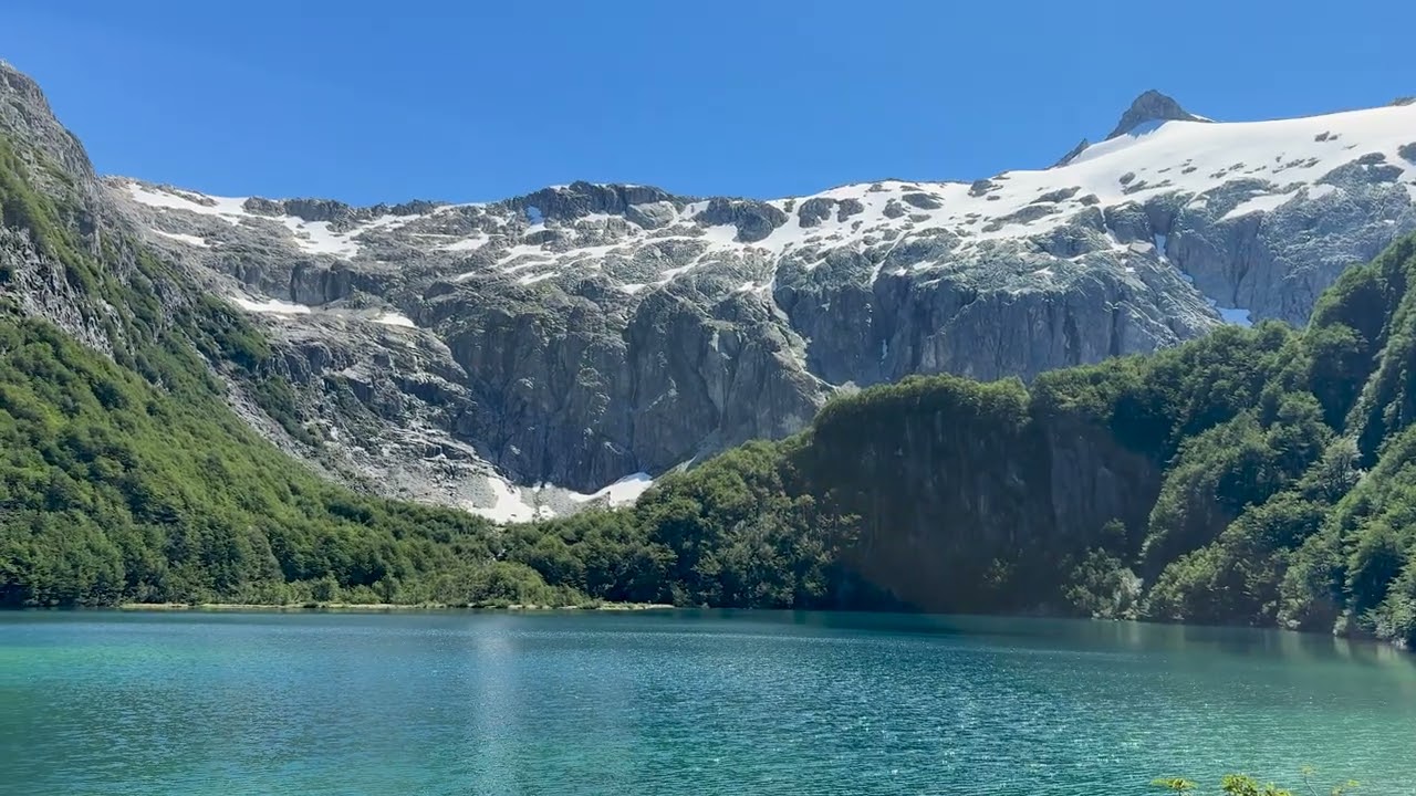 Laguna Toro Pinilla - El Azul - Futaleufu - Región de Los Lagos