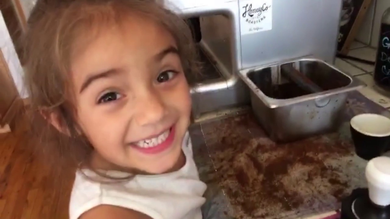 4yr Old Barista Makes Espresso with Dad -  How to Make Espresso Coffee w/ @Lunareezy