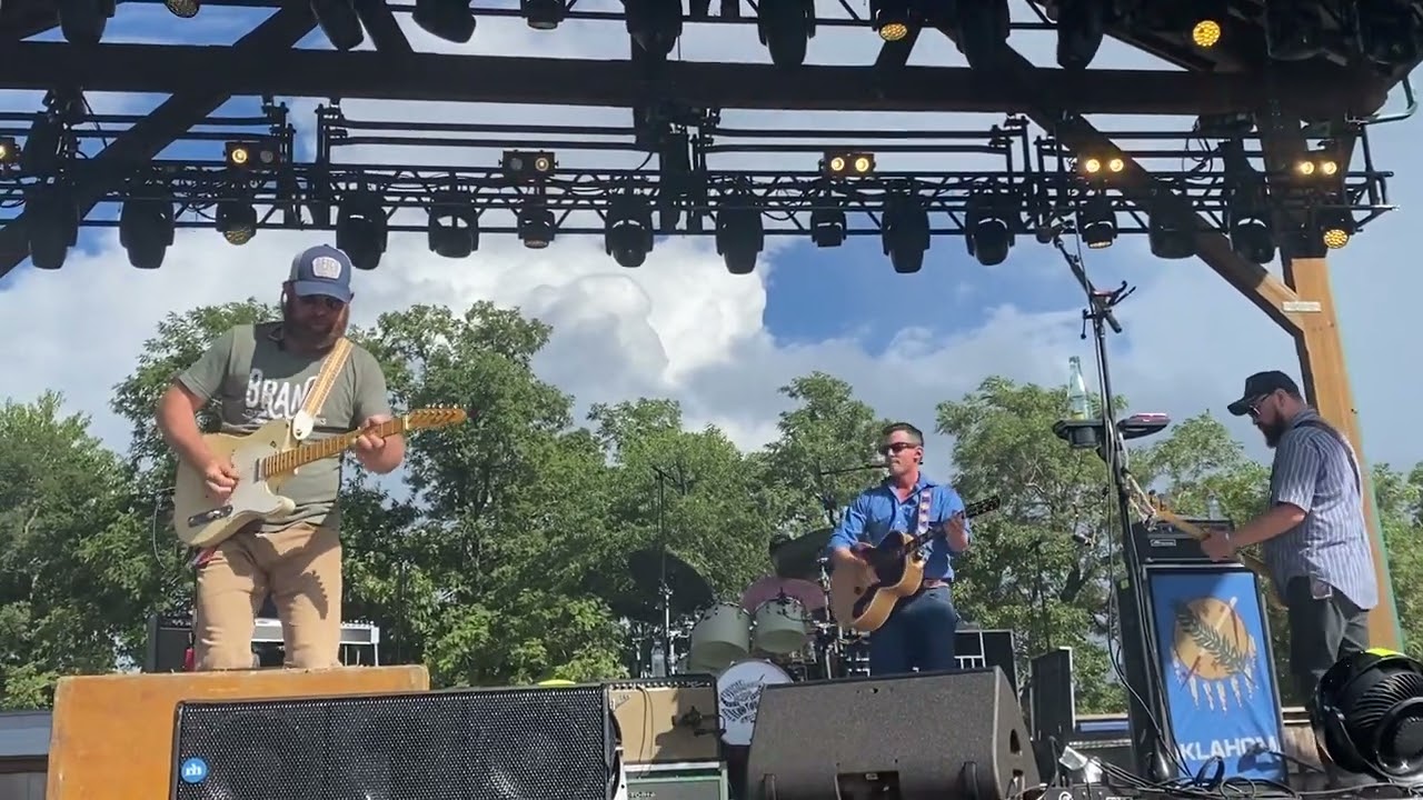 Turnpike Troubadours “Easton  & Main” 8/1/22 Floyd Fest