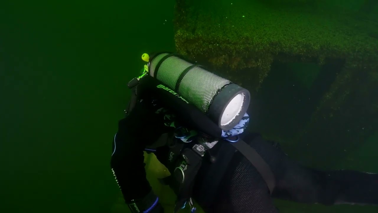 Torpedoversuchsanstalt Neubrandenburg // Tollensesee 25m Plattform 4k