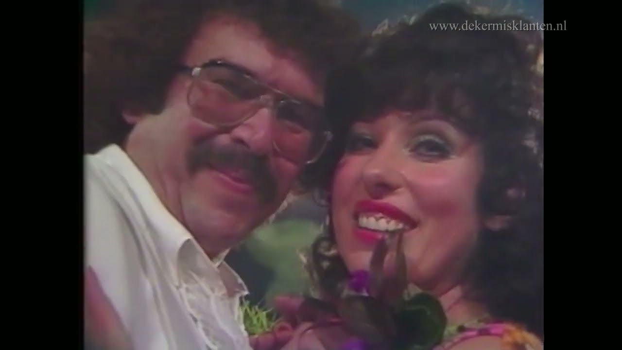 10 jarig Jubileum De Kermisklanten met uitreiking van gouden plaat (1979)