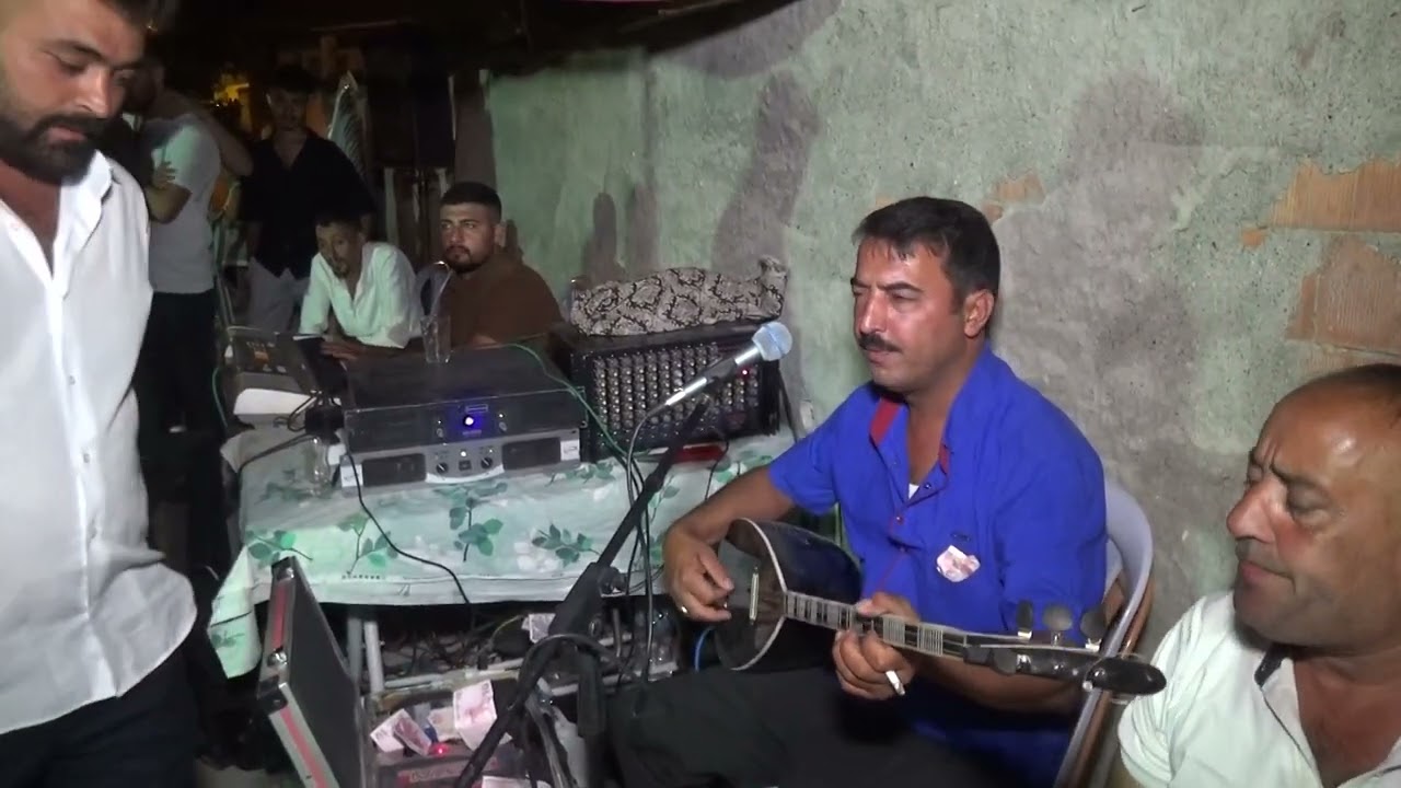 CUMA UÇAR DÜĞÜNDEN CANLI PERFORMANS#456436124563000