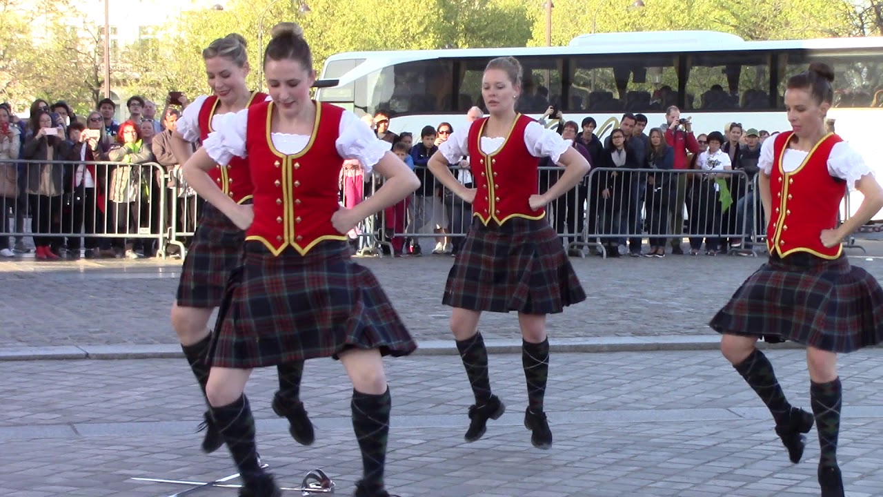 RCMP K Division Pipes and Drums and Dancers at Arc de Triomphe