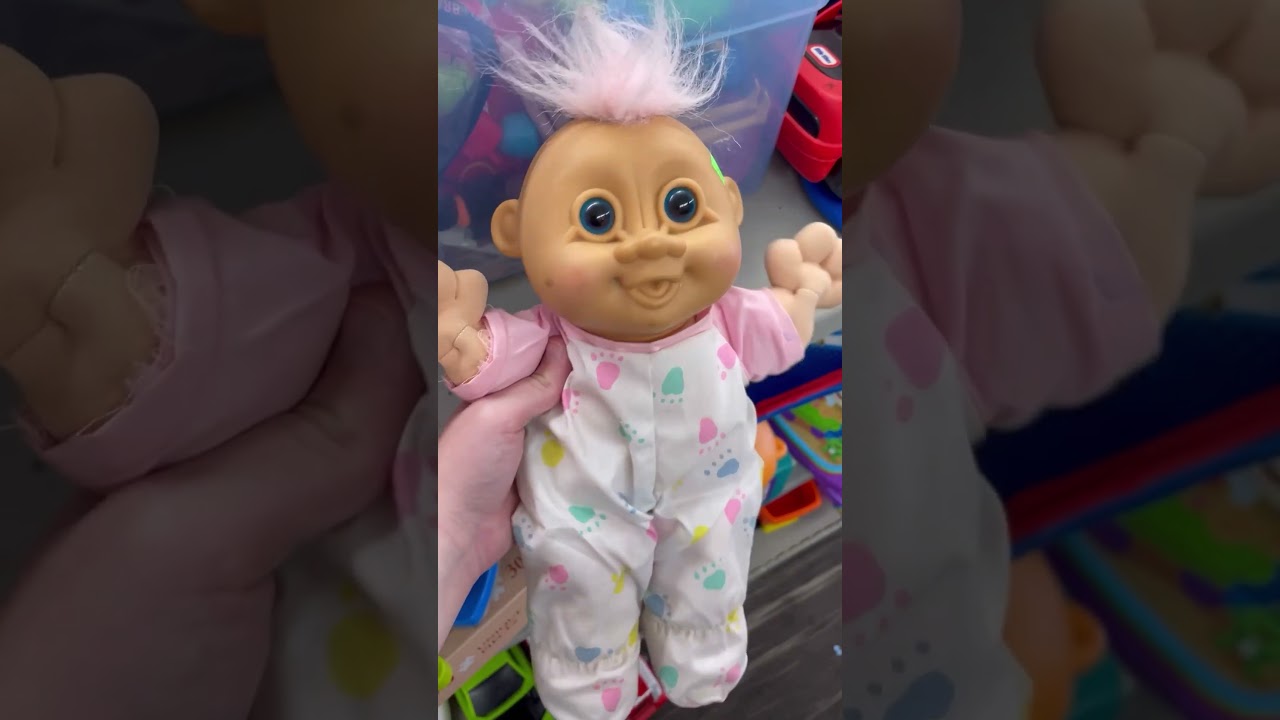 Toy hunting! #thriftwithme #shorts #thriftingshorts #toythrifting #toyshorts #toys #vintagetoys