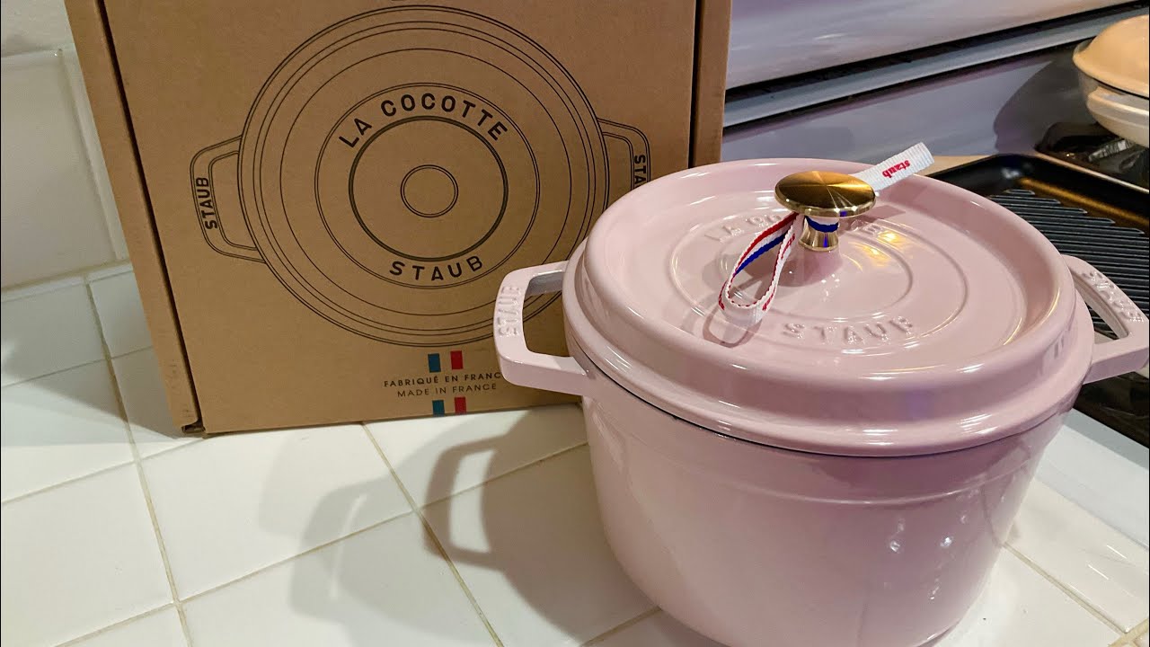 New Staub 3 qt in Pink Enameled Cast Iron La Cocotte - MADE IN FRANCE 🇫🇷