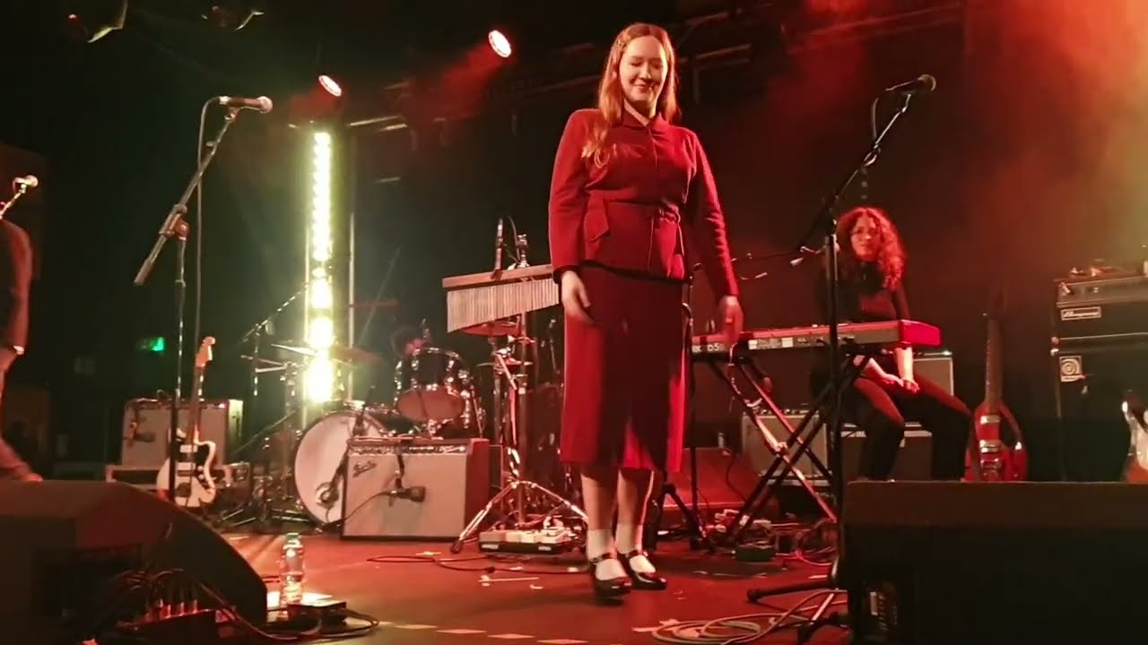 Julia Jacklin - Hay Plain - Live @ The Mill, Birmingham