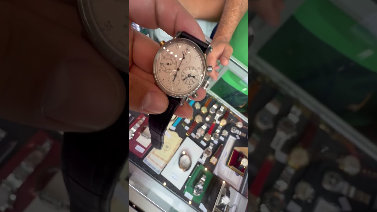 Модель Chronoswiss — элегантность и точность за 4 500 €.