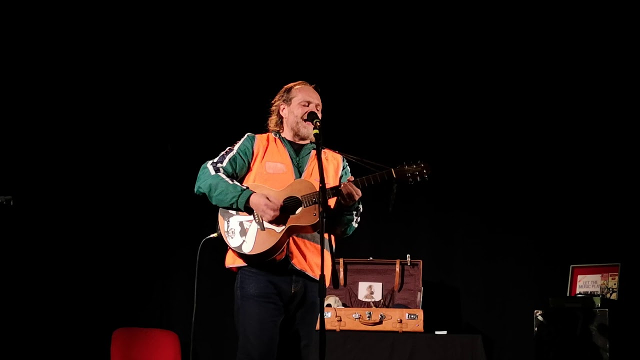 Davide Toffolo - I Cacciatori (live @Nuovo Cinema Palazzo Roma)