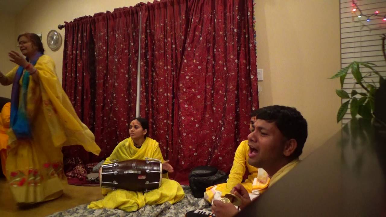 Home Kirtan with Shri Murlika Ji and Radhikesh Ji at Fremont CA - Part 2
